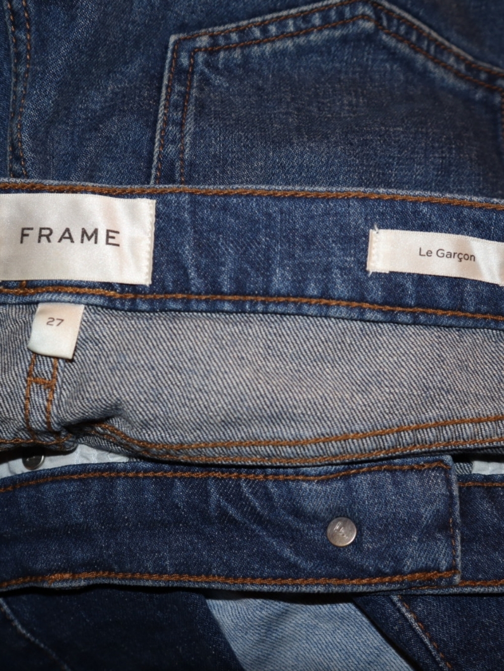 The FRAME Le Garçon in "Othello" is  classic mid-rise boyfriend jean Size 27 - Picture 12 of 13
